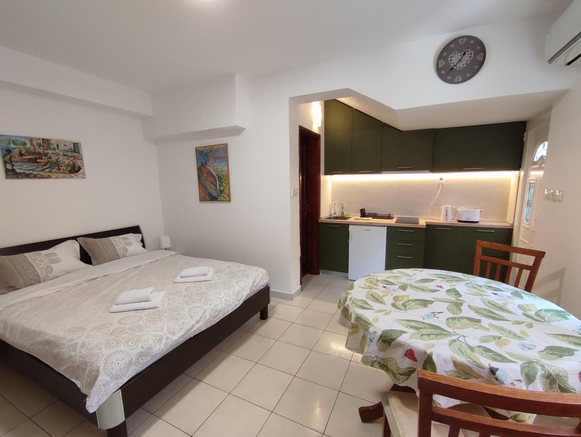 Studio Apartman Radimir コトル 部屋 写真